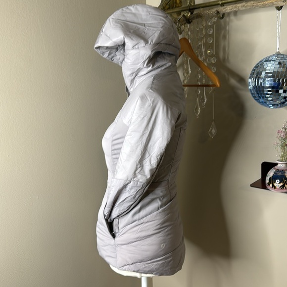 Lululemon Down For It All Dark Chrome Jacket - Picture 9 of 10